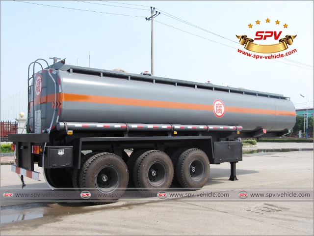 Back Side View of Chemical Liquid Tank Semi-trailer Back Side View of Chemical Liquid Tank Semi-trailer